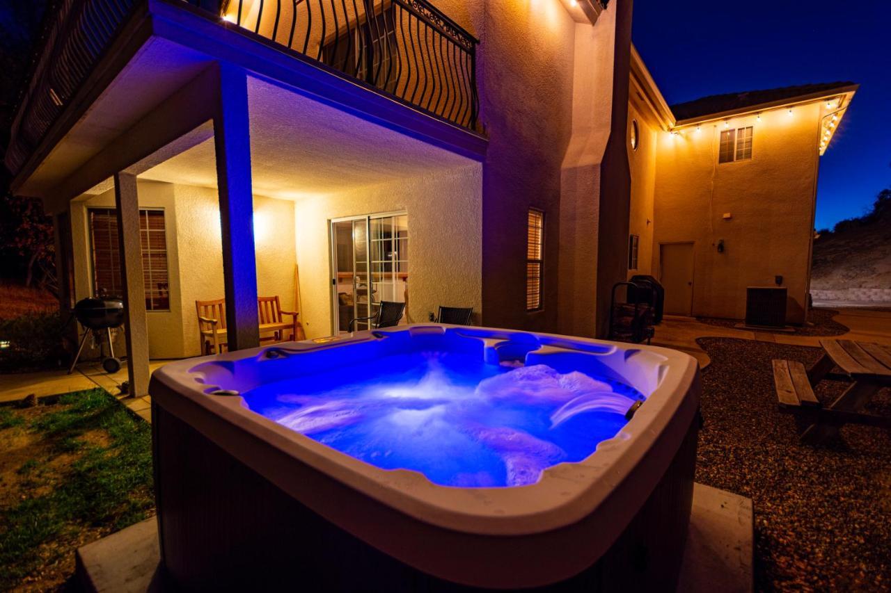 Mountain Majesty With Hot Tub, Pool Table, Generator, Ev Hookup Villa Oakhurst Exterior photo