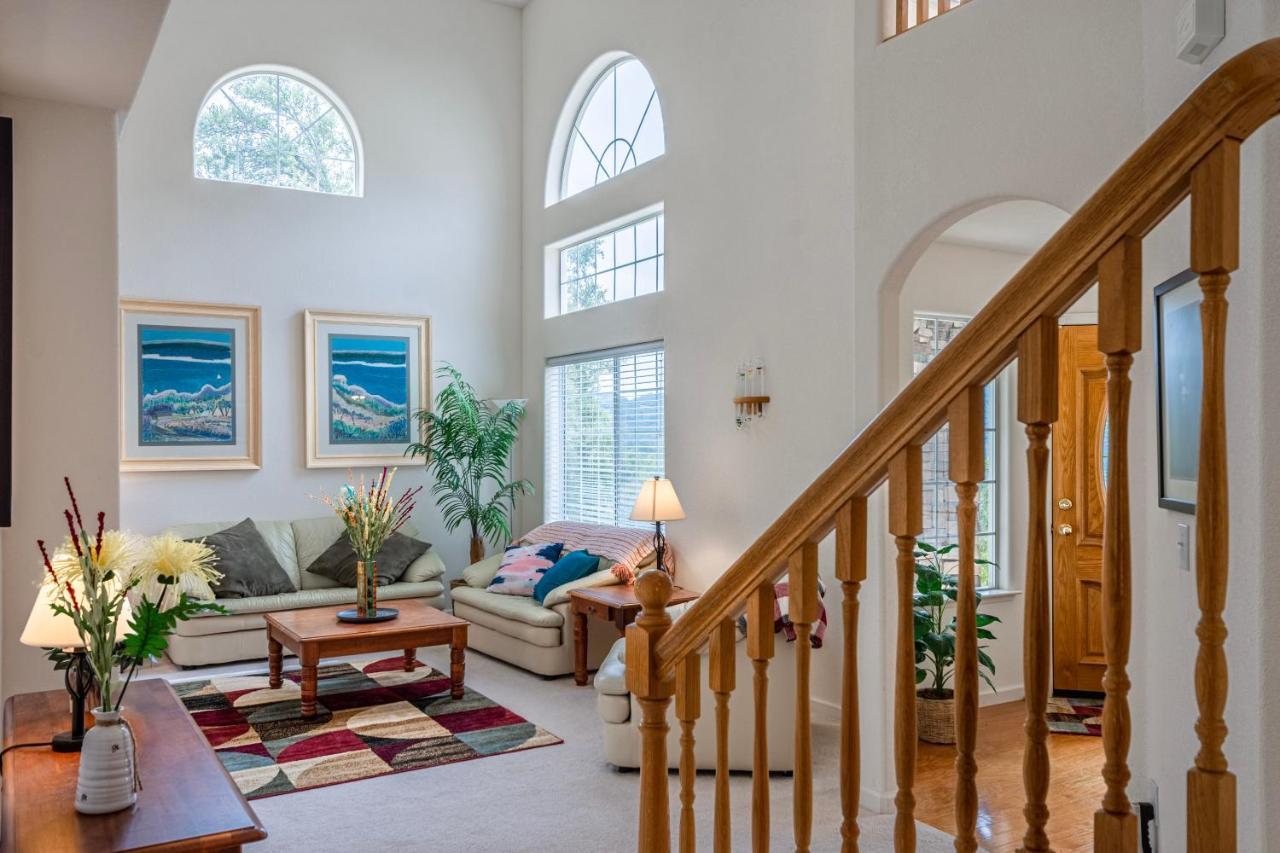 Mountain Majesty With Hot Tub, Pool Table, Generator, Ev Hookup Villa Oakhurst Exterior photo