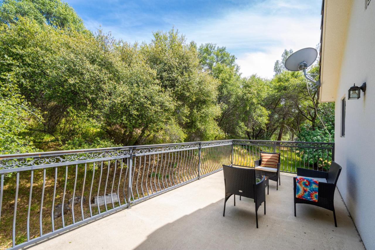 Mountain Majesty With Hot Tub, Pool Table, Generator, Ev Hookup Villa Oakhurst Exterior photo